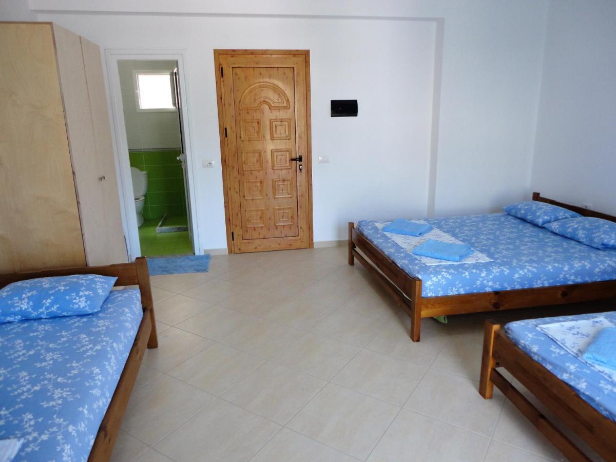 Spiro Guest House Himarë Exterior foto